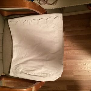 Crown & Ivy White Mini Skirt